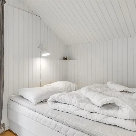 Ung - 30km From The Sea By Interhome