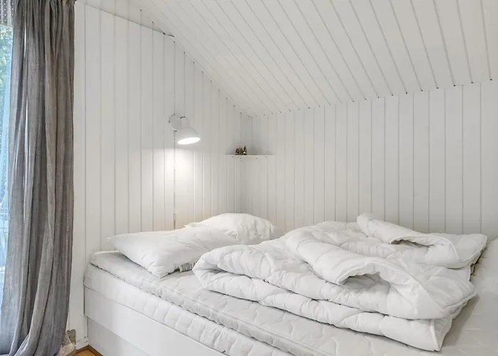 Ung - 30km From The Sea By Interhome