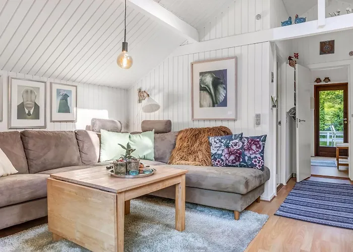 度假居 Ung - 30km From The Sea By Interhome